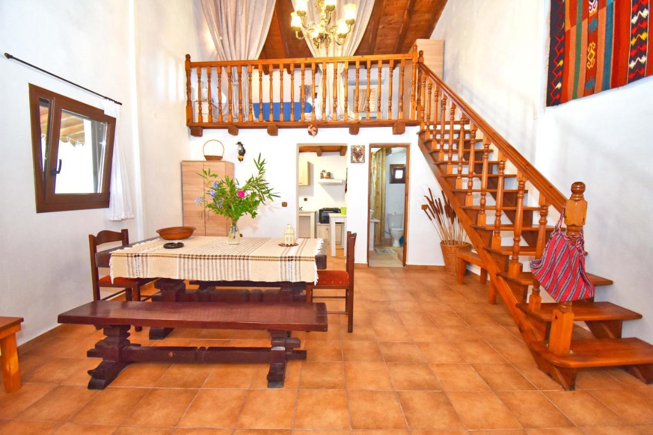 Ninas Cottage Línia Kültér fotó